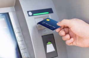 名義人がご逝去されても、銀行口座はすぐに凍結されない？！
